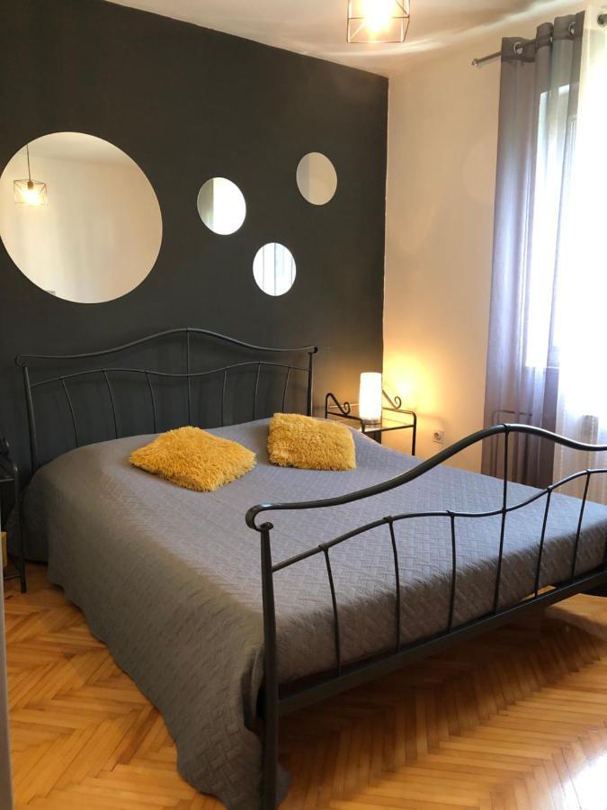 Apartments Salona Trogir Bagian luar foto