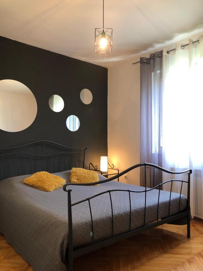 Apartments Salona Trogir Bagian luar foto