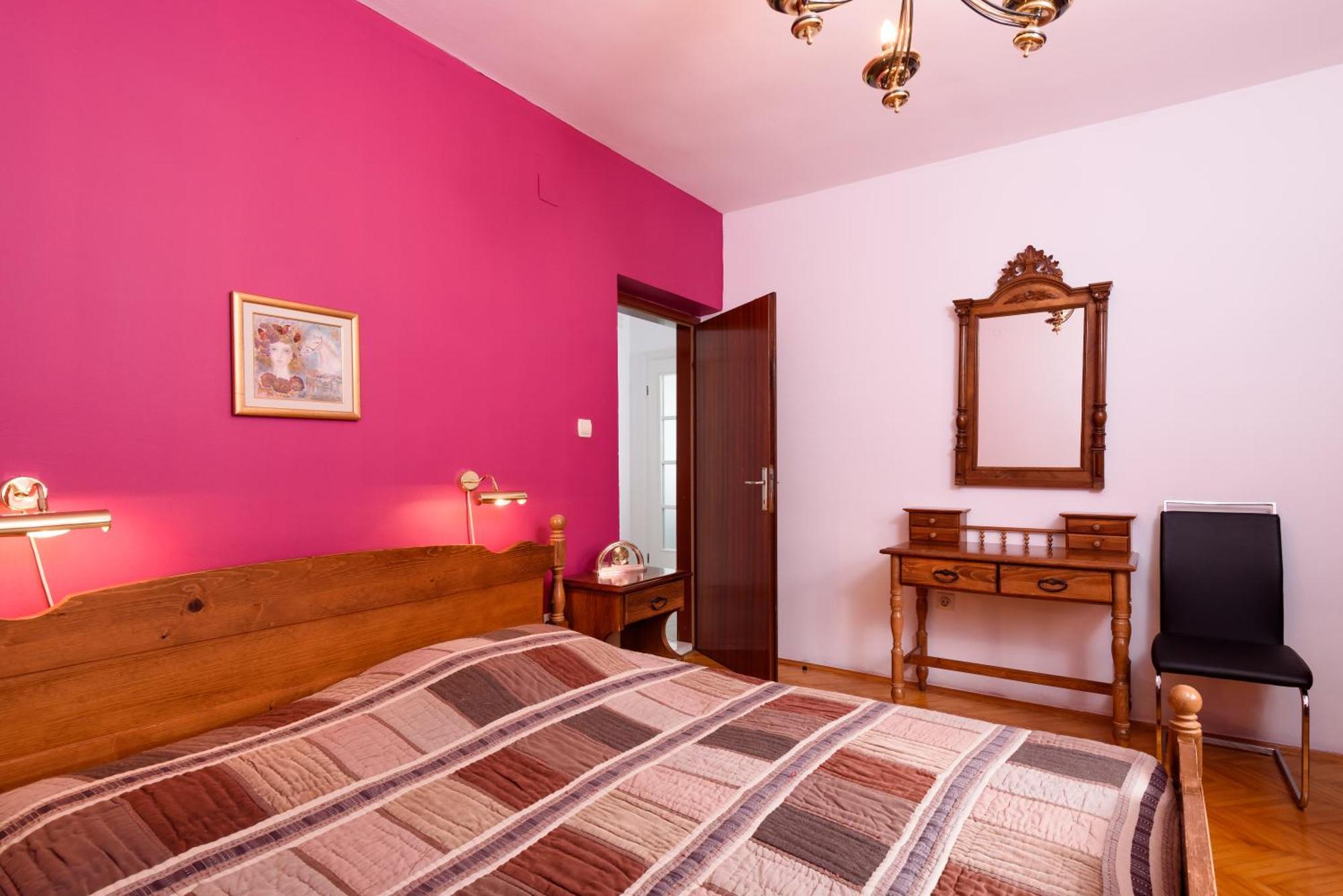 Apartments Salona Trogir Ruang foto