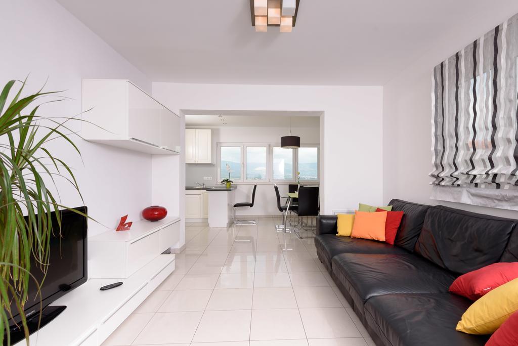 Apartments Salona Trogir Bagian luar foto