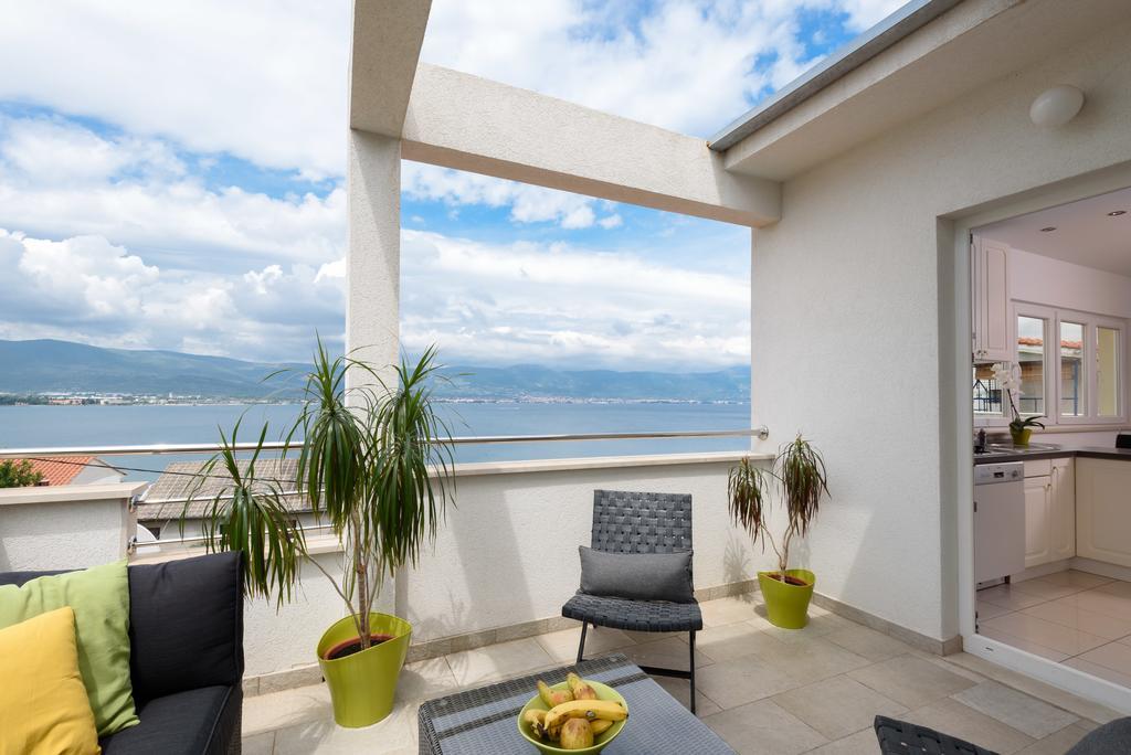 Apartments Salona Trogir Bagian luar foto