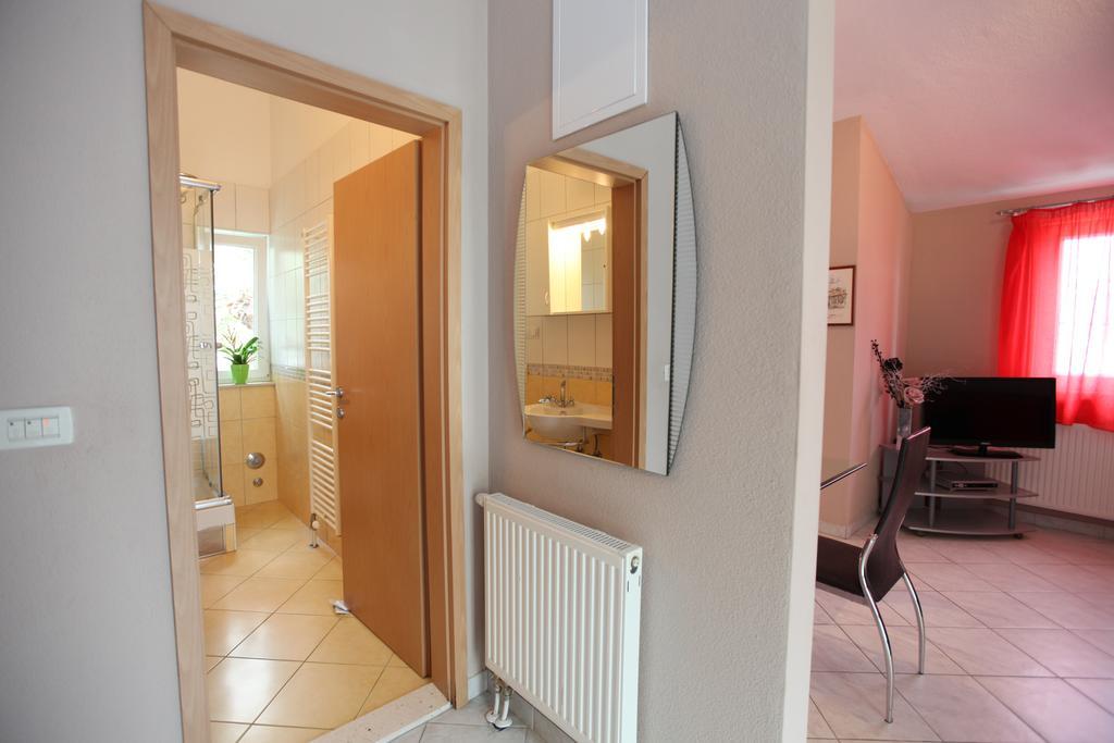 Apartments Salona Trogir Bagian luar foto